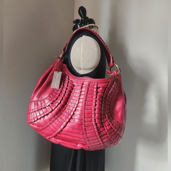 🆕️Isabella Fiore- Hobo Bag - Picture 14 of 15